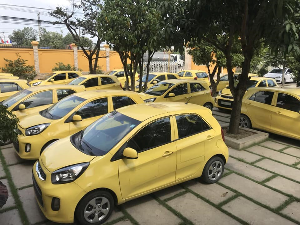 Có nên mua xe taxi thanh lí với giá rẻ bèo? - Ảnh 1. Có nên mua xe taxi thanh lí với giá rẻ bèo? - Ảnh 1.