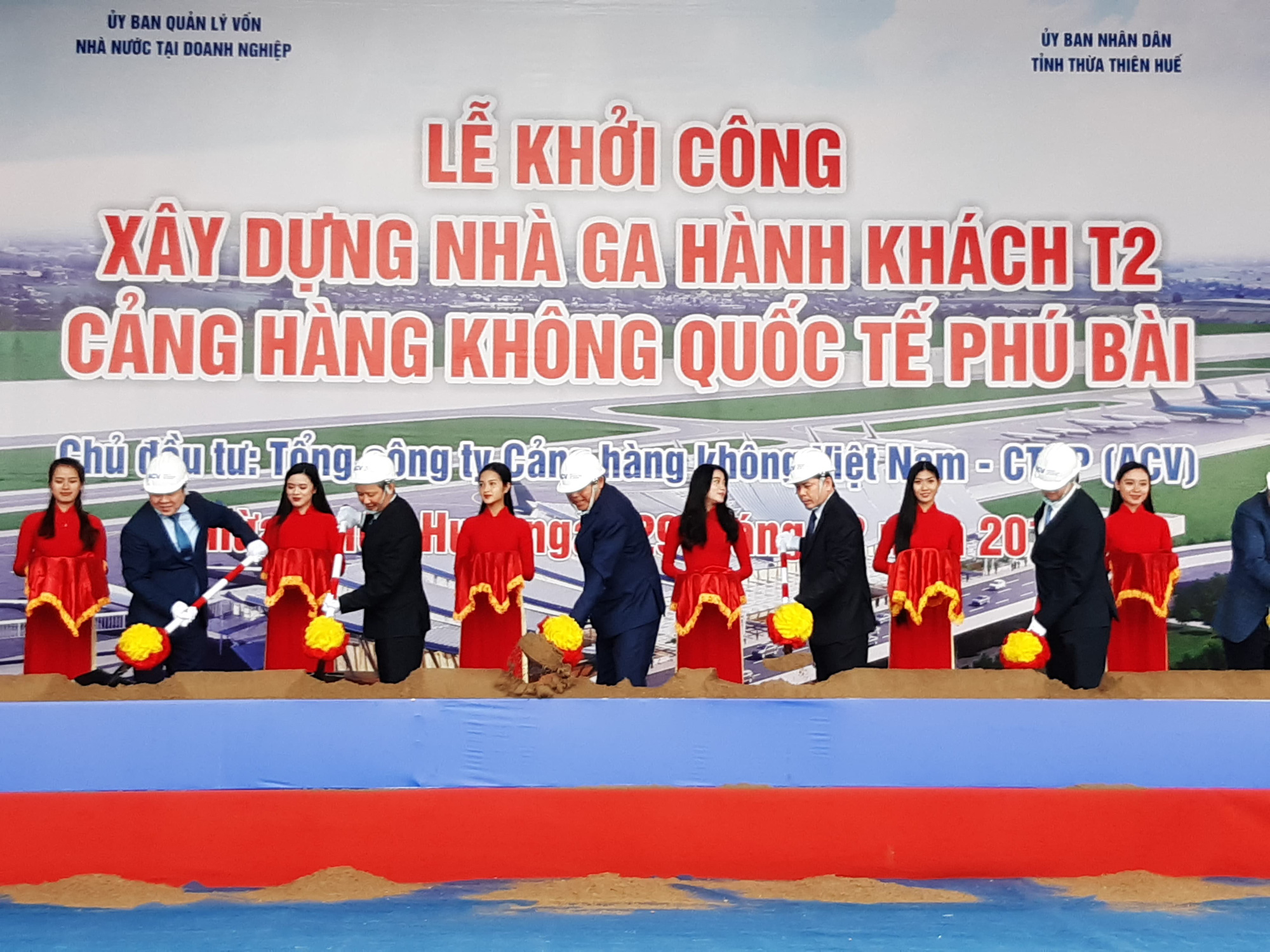 Thừa Thiên Huế: Khởi công Nhà ga hành khách T2 đầu tư 2.250 tỉ đồng - Ảnh 2. Thừa Thiên Huế: Khởi công Nhà ga hành khách T2 đầu tư 2.250 tỉ đồng - Ảnh 2.