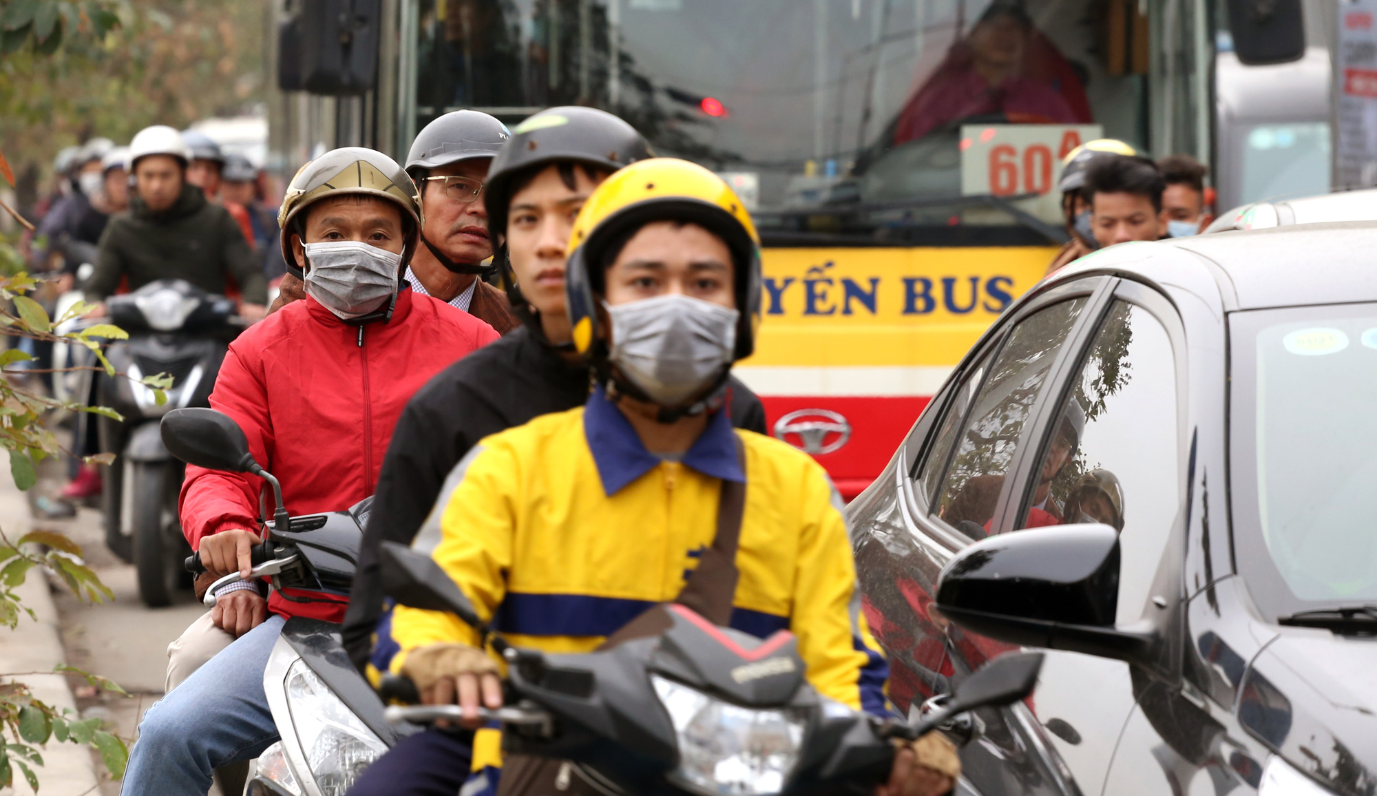 Tài xế phát nản vì 'đèn đỏ hơn trăm, đèn xanh hai chục' ở nút giao Giải Phóng - Hoàng Liệt - Ảnh 10. Tài xế phát nản vì 'đèn đỏ hơn trăm, đèn xanh hai chục' ở nút giao Giải Phóng - Hoàng Liệt - Ảnh 10.