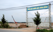 Nhà máy nước mặt sông Hồng: Tiến độ 'rùa' và an ninh nguồn nước