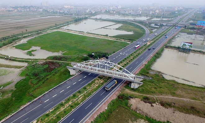 ‘Lệch pha’ đầu tư cao tốc - Ảnh 3. ‘Lệch pha’ đầu tư cao tốc - Ảnh 3.