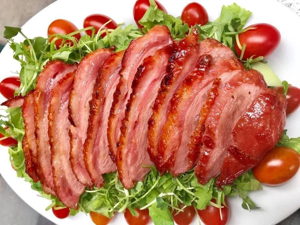 Thịt ngỗng Nga hun khói đổ bộ, nhậu Tết hàng ngoại giá siêu rẻ - Ảnh 1. Thịt ngỗng Nga hun khói đổ bộ, nhậu Tết hàng ngoại giá siêu rẻ - Ảnh 1.