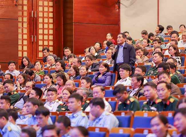 Bí thư Đà Nẵng: 'Không để doanh nghiệp phá vỡ qui hoạch đô thị' - Ảnh 2.
