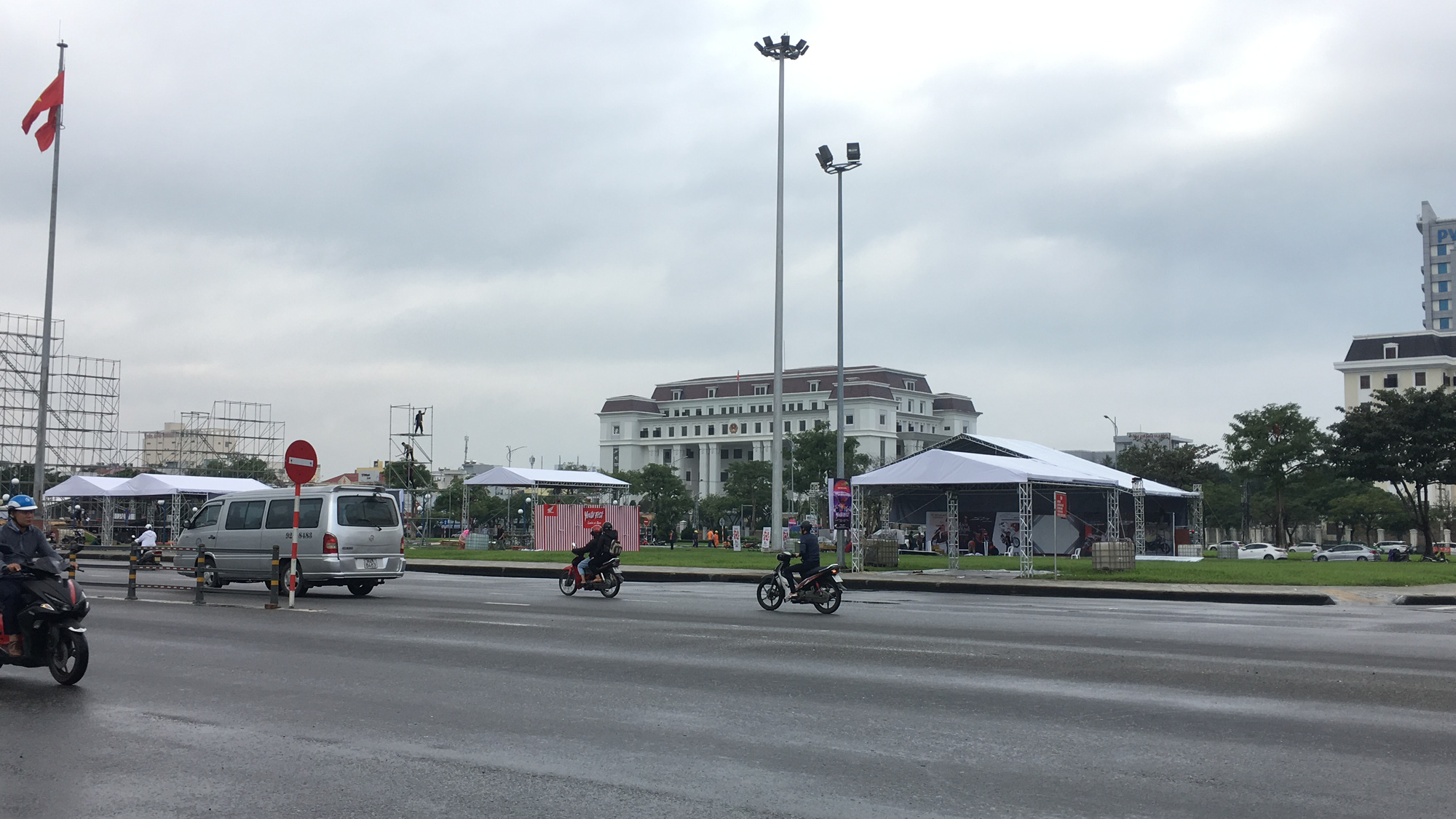 Countdown Party Đà Nẵng 2020 tổ chức ở đâu, đi đường nào để không bị kẹt? - Ảnh 1.