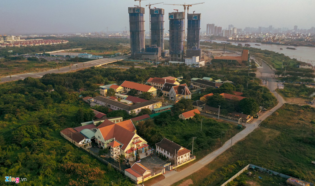 Bên trong Nhà thờ và Tu viện Thủ Thiêm vừa được xếp hạng di tích - Ảnh 2.