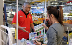 Sữa tươi Organic của Vinamilk dành được cảm tình của người tiêu dùng Singapore