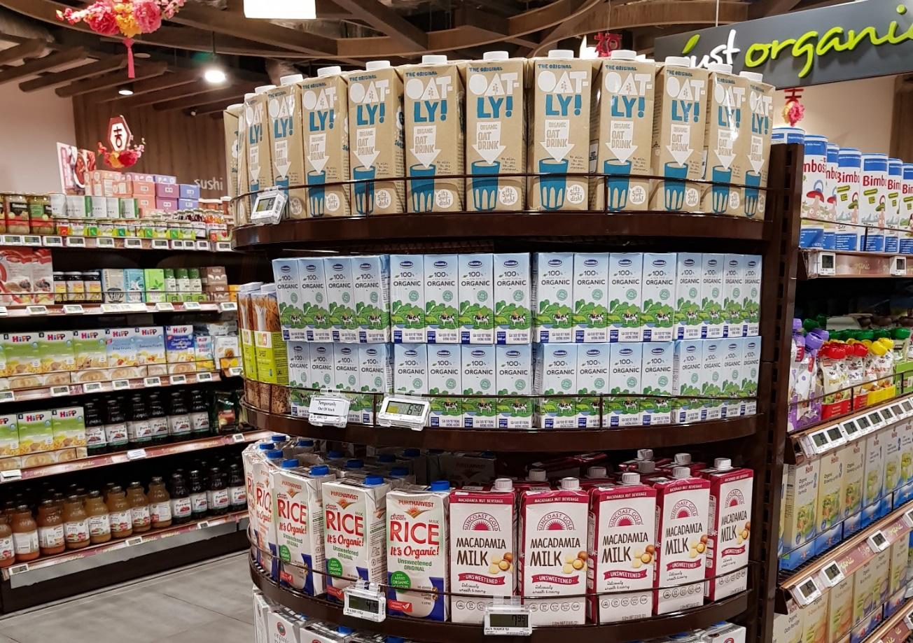 Sữa tươi Organic của Vinamilk dành được cảm tình của người dân 'đảo quốc sư tử' - Ảnh 3.