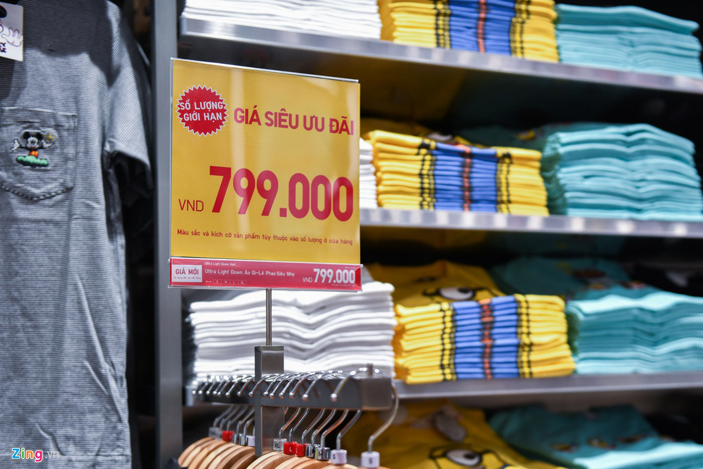 Cửa hàng Uniqlo đầu tiên tại Việt Nam trước ngày khai trương - Ảnh 8. Cửa hàng Uniqlo đầu tiên tại Việt Nam trước ngày khai trương - Ảnh 8.
