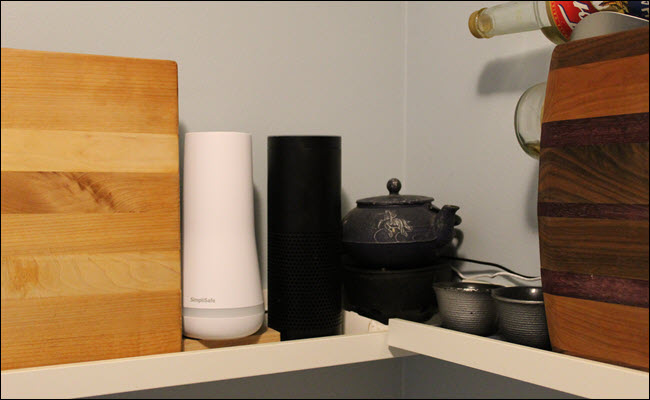 Alexa-Kitchen-HTG Vi-tri-li-tuong-de-dat-loa-thong-minh-trong-ngoi-nha-cua-ban-4