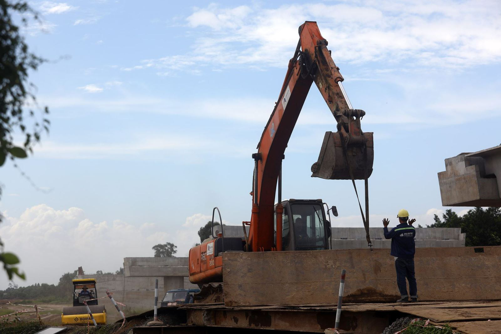 Cận cảnh khởi động lại cao tốc Trung Lương - Mỹ Thuận sau khi được Trung ương bổ sung vốn - Ảnh 4. Cận cảnh khởi động lại cao tốc Trung Lương - Mỹ Thuận sau khi được Trung ương bổ sung vốn - Ảnh 4.