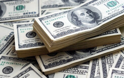 Giá USD hôm nay 4/1: Hồi phục từ đáy sâu 6 tháng