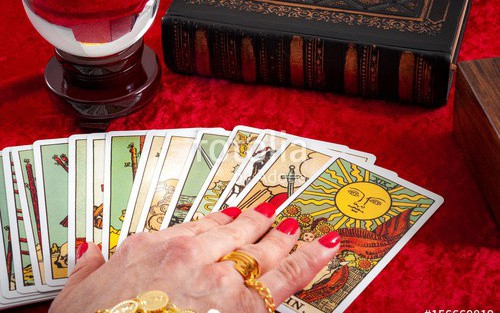 Tử vi hôm nay (01/3) qua lá bài Tarot: Gặp tranh cãi, thắng dễ dàng