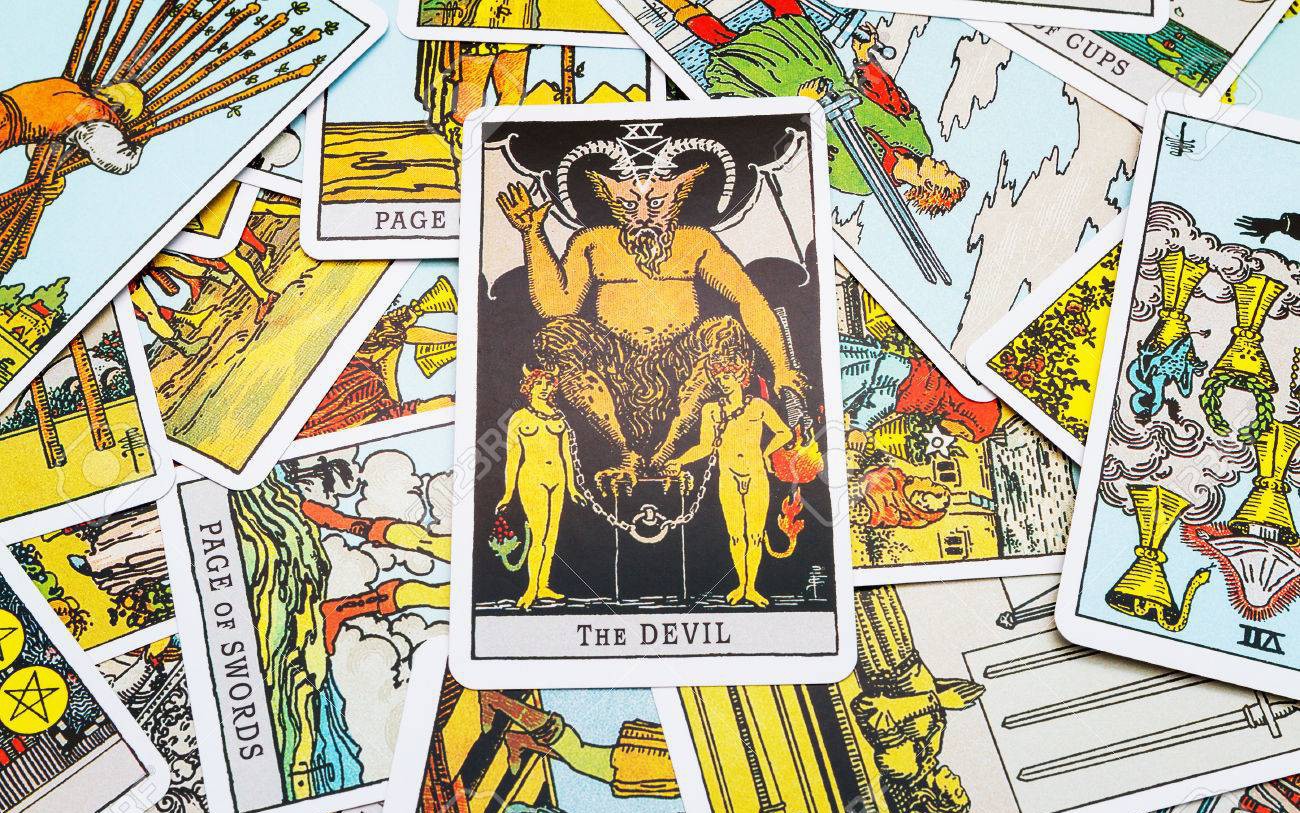 Tử vi hôm nay (02/3) qua lá bài Tarot: Ngày của sự thật