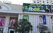 Quảng cáo game cá độ giữa trung tâm thành phố Đà Nẵng, cơ quan quản lí không thấy?