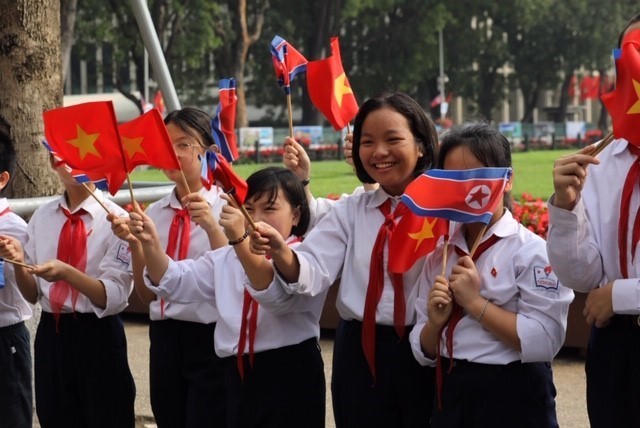 Tổng Bí thư, Chủ tịch nước Nguyễn Phú Trọng hội đàm với Chủ tịch Triều Tiên Kim Jong Un - Ảnh 2.
