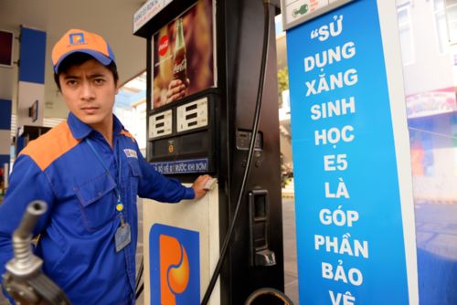 Giá xăng dầu hôm nay 2/3: Chốt tuần nhẹ nhàng  - Ảnh 1.