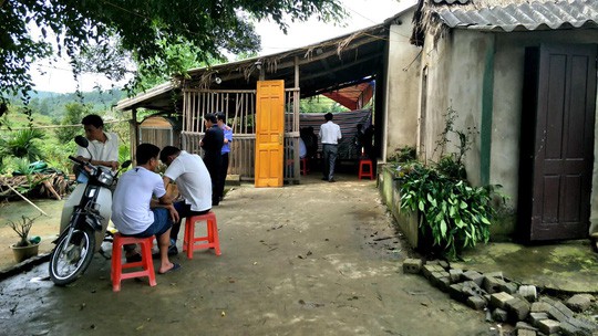 Người đàn ông tử vong sau khi bị nhóm tín dụng đen bắt giữ, đánh đập - Ảnh 1. Người đàn ông tử vong sau khi bị nhóm tín dụng đen bắt giữ, đánh đập - Ảnh 1.