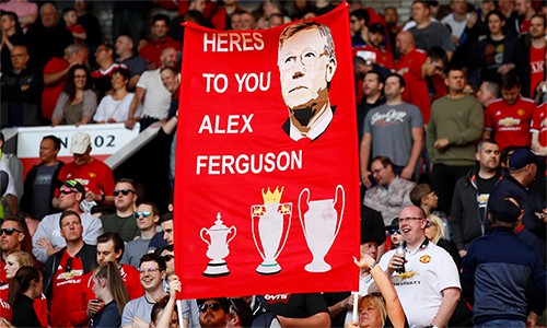 Man Utd - ví dụ kinh điển của đá dở vẫn kiếm bộn tiền - Ảnh 3.