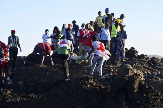 Thảm họa Ethiopian Airlines: Hành khách duy nhất thoát chết vì trễ giờ - Ảnh 2. Thảm họa Ethiopian Airlines: Hành khách duy nhất thoát chết vì trễ giờ - Ảnh 2.