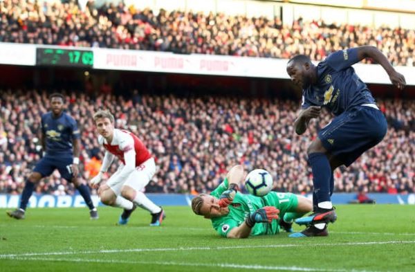 Huyền thoại MU chỉ ra nguyên nhân De Gea mắc sai lầm - Ảnh 3.