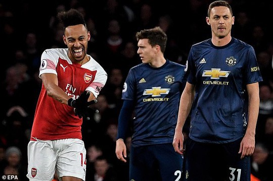 Solskjaer nói gì khi Man United gục ngã trước Arsenal? - Ảnh 7. Solskjaer nói gì khi Man United gục ngã trước Arsenal? - Ảnh 7.