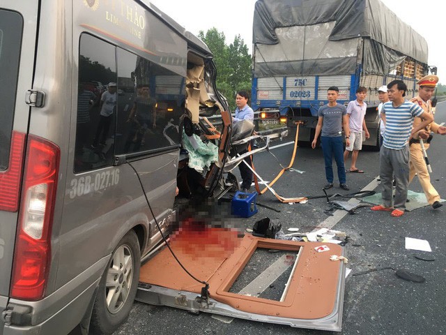 Tạm giữ hình sự tài xế gây tai nạn trên cao tốc Pháp Vân- Cầu Giẽ khiến 2 người tử vong - Ảnh 1. Tạm giữ hình sự tài xế gây tai nạn trên cao tốc Pháp Vân- Cầu Giẽ khiến 2 người tử vong - Ảnh 1.