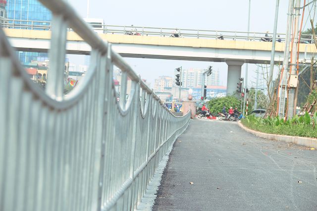 Toàn cảnh con đường dọc sông Tô Lịch chỉ để đi bộ, đi xe đạp - Ảnh 11.