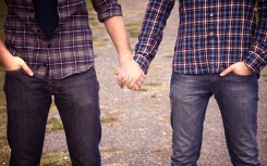 Người đồng tính có thể 'bẻ cong' chàng trai mà mình phải lòng hay không?