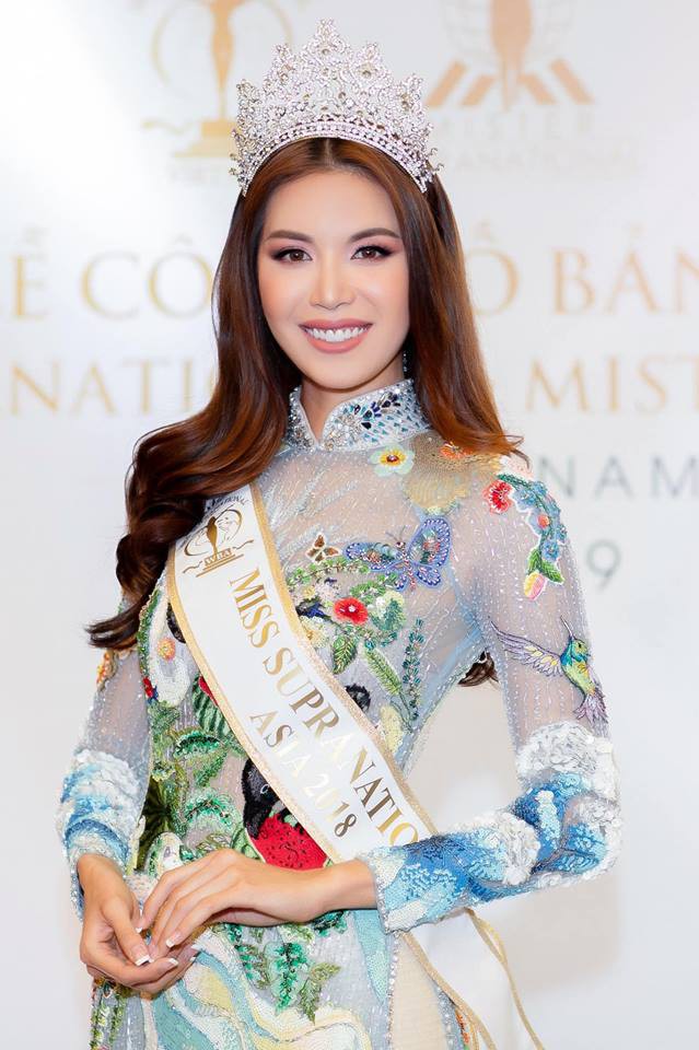 Sao Việt hôm nay (13/3): Minh Tú đội vương miện dự sự kiện, Thanh Hà góp mặt trên ghế nóng Giọng hát Việt 2019 - Ảnh 1. Sao Việt hôm nay (13/3): Minh Tú đội vương miện dự sự kiện, Thanh Hà góp mặt trên ghế nóng Giọng hát Việt 2019 - Ảnh 1.