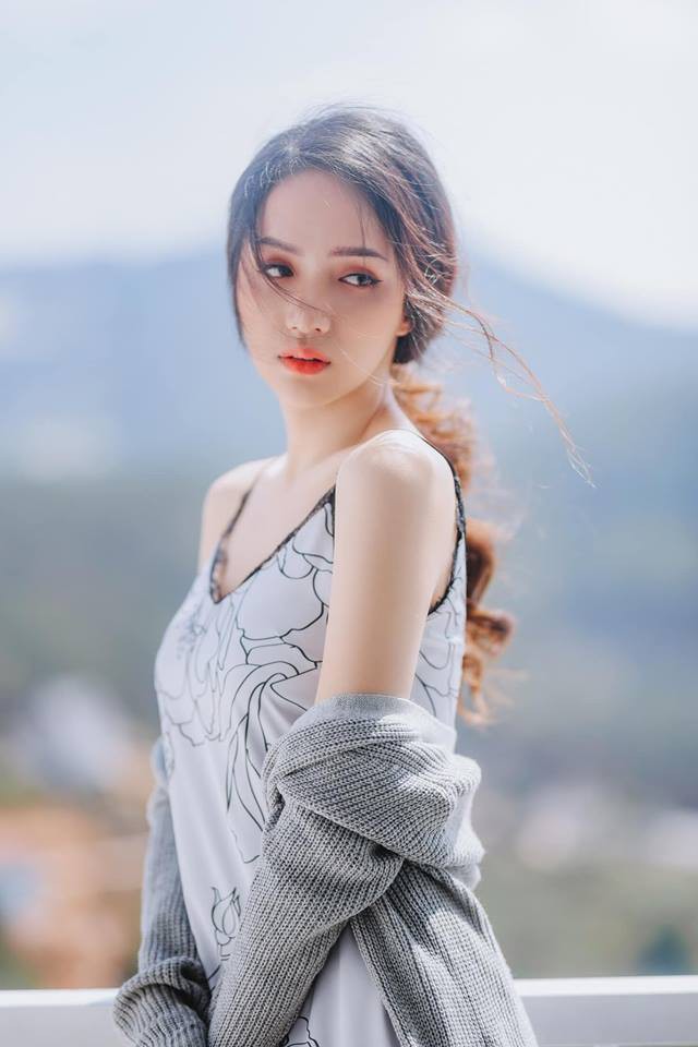 Sao Việt hôm nay (13/3): Minh Tú đội vương miện dự sự kiện, Thanh Hà góp mặt trên ghế nóng Giọng hát Việt 2019 - Ảnh 8. Sao Việt hôm nay (13/3): Minh Tú đội vương miện dự sự kiện, Thanh Hà góp mặt trên ghế nóng Giọng hát Việt 2019 - Ảnh 8.