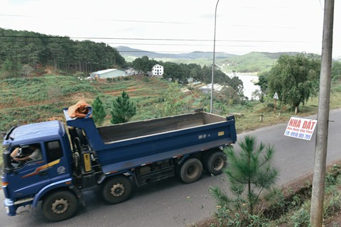 Đà Lạt xô lệch và những nỗi buồn của thành phố sương - Ảnh 21.