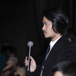 Đạo diễn Hoàng Nhật Nam bất ngờ nộp đơn kiện đạo diễn Việt Tú