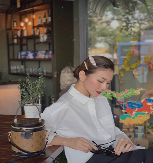Những mẫu kẹp tóc được Ngọc Trinh, Kỳ Duyên và nhiều mĩ nhân Việt thi nhau sủng ái - Ảnh 3. Những mẫu kẹp tóc được Ngọc Trinh, Kỳ Duyên và nhiều mĩ nhân Việt thi nhau sủng ái - Ảnh 3.