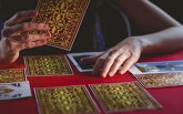 Tử vi tuần mới (18/3 – 24/3) qua lá bài Tarot: Đừng vội kết luận điều gì