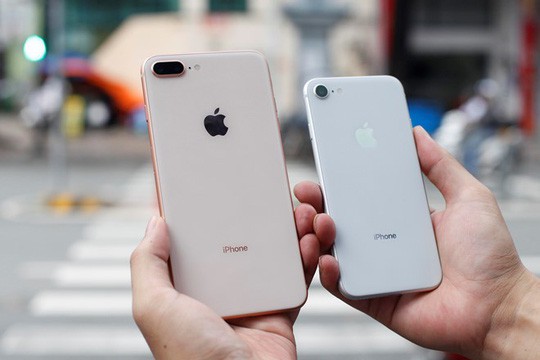 Kém thu hút, iPhone 8 ế ẩm, nhiều siêu thị ngưng kinh doanh - Ảnh 1. Kém thu hút, iPhone 8 ế ẩm, nhiều siêu thị ngưng kinh doanh - Ảnh 1.