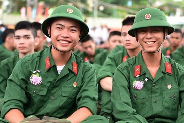 Tư vấn xét tuyển vào trường quân đội 2019: Thí sinh tham gia sơ tuyển phải làm gì? - Ảnh 1. Tư vấn xét tuyển vào trường quân đội 2019: Thí sinh tham gia sơ tuyển phải làm gì? - Ảnh 1.