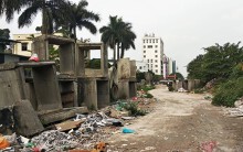 Hà Nội: Dân kêu trời vì đường 1.500 tỉ chưa làm xong đã thành nơi đổ rác