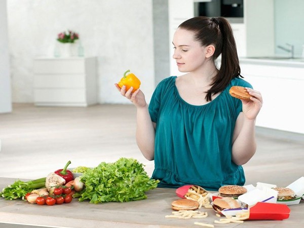 Phụ nữ sau sinh nên ăn gì trong cơn bão sán lợn, tả lợn châu Phi? - Ảnh 2. Phụ nữ sau sinh nên ăn gì trong cơn bão sán lợn, tả lợn châu Phi? - Ảnh 2.