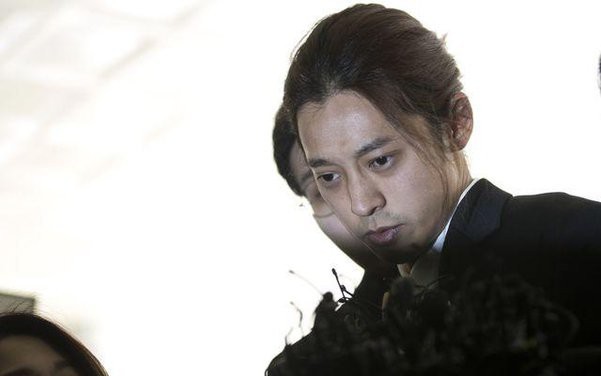Cảnh sát xin lệnh bắt khẩn cấp Jung Joon Young, còn Seungri vẫn tại ngoại - Ảnh 1. Cảnh sát xin lệnh bắt khẩn cấp Jung Joon Young, còn Seungri vẫn tại ngoại - Ảnh 1.