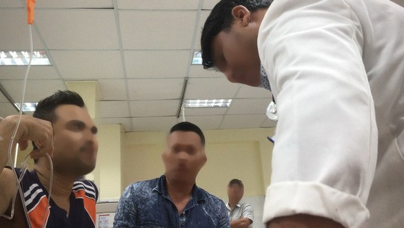 Nỗi uất ức của bệnh nhân ung thư máu bị bác sĩ vòi tiền - Ảnh 1. Nỗi uất ức của bệnh nhân ung thư máu bị bác sĩ vòi tiền - Ảnh 1.
