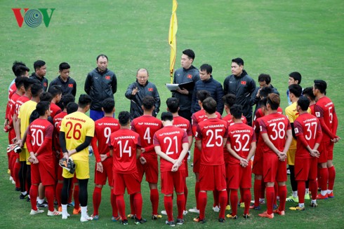 U23 Việt Nam rút gọn danh sách: HLV Park Hang Seo chia tay 5 cầu thủ - Ảnh 1. U23 Việt Nam rút gọn danh sách: HLV Park Hang Seo chia tay 5 cầu thủ - Ảnh 1.
