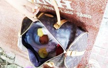Nữ chủ tịch phường bị đòi lại con gái nuôi: Cha mẹ đẻ có được đòi lại con khi đã bỏ rơi?