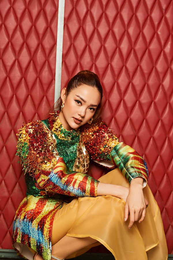 Hậu The Face, Minh Hằng - Võ Hoàng Yến lại đối đầu cực gắt - Ảnh 2. Hậu The Face, Minh Hằng - Võ Hoàng Yến lại đối đầu cực gắt - Ảnh 2.