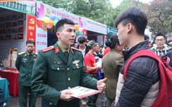 Thí sinh nằm trong độ tuổi nào thì được đăng kí xét tuyển vào trường quân đội 2019?