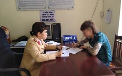 Phạt Khá 'bảnh' 5,5 triệu đồng, tước bằng lái xe 2 tháng