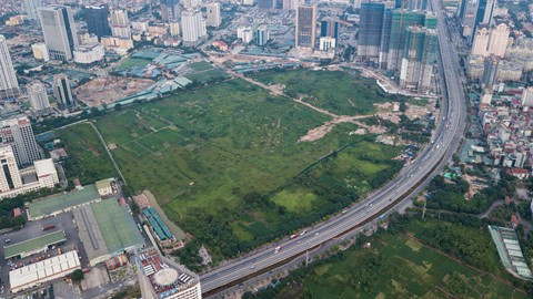 Hai công viên đắp chiếu ở quận Cầu Giấy, Hà Nội - Ảnh 7.