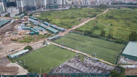 Hai công viên đắp chiếu ở quận Cầu Giấy, Hà Nội - Ảnh 8.