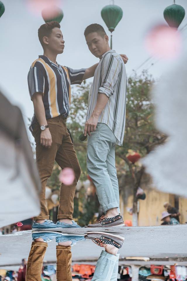 Bộ ảnh tình yêu của cặp đồng tính đẹp trai tại Hội An khiến nhiều người nhìn là mê - Ảnh 21. Bộ ảnh tình yêu của cặp đồng tính đẹp trai tại Hội An khiến nhiều người nhìn là mê - Ảnh 21.