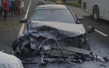 Lao qua làn ngược chiều trên cao tốc Liên Khương, ôtô tông chết người