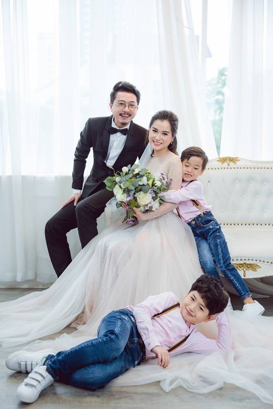 Hứa Minh Đạt: Tôi và vợ là một khối không thể nào tách rời - Ảnh 4. Hứa Minh Đạt: Tôi và vợ là một khối không thể nào tách rời - Ảnh 4.